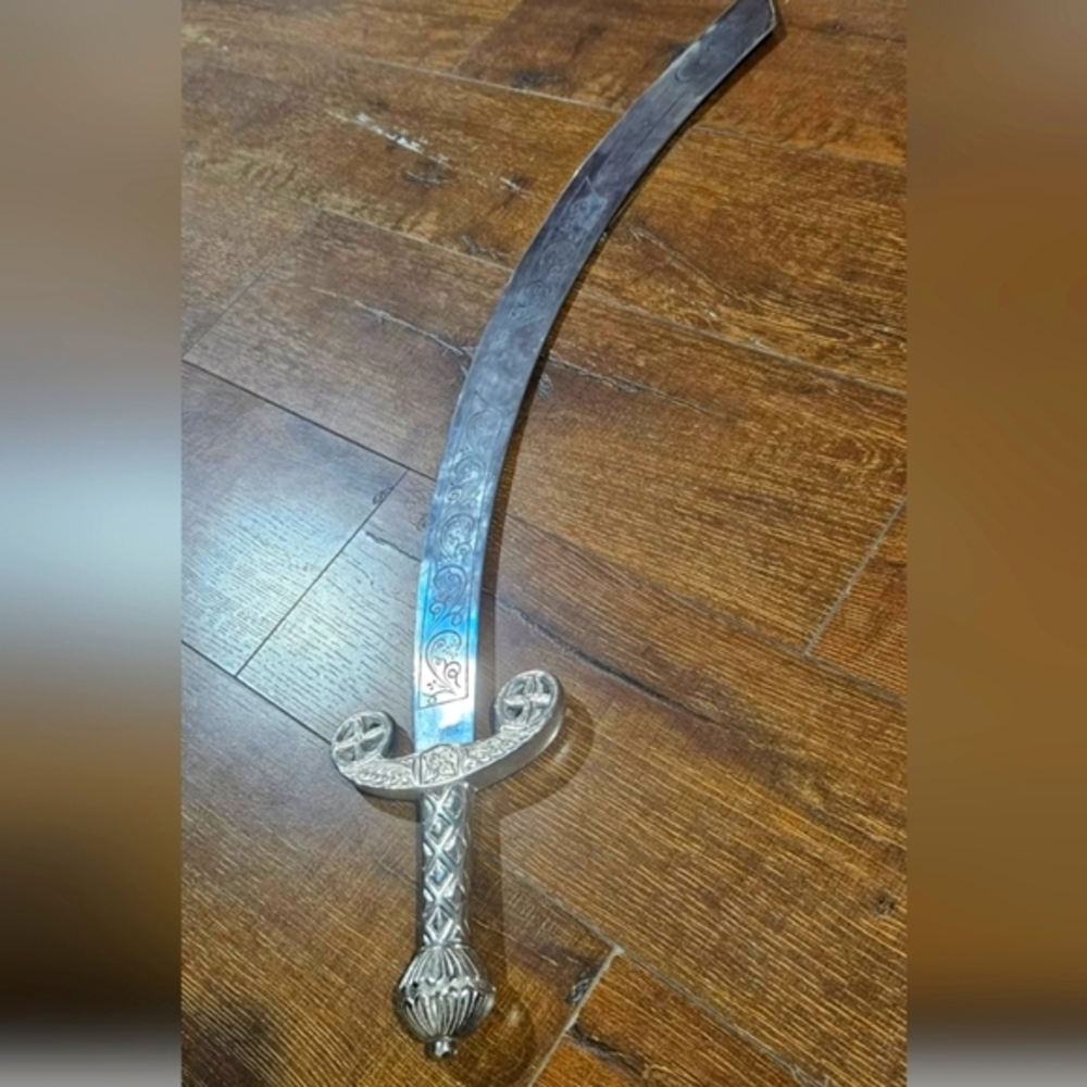 Beautiful and Unique Metal Bellydance Sword with ornate etched detail - Picture 2 of 8
